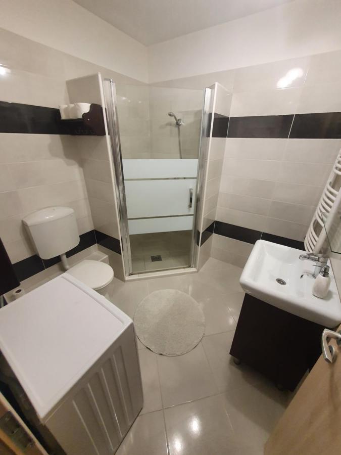 Krisi Apartman Hajdúszoboszló Εξωτερικό φωτογραφία