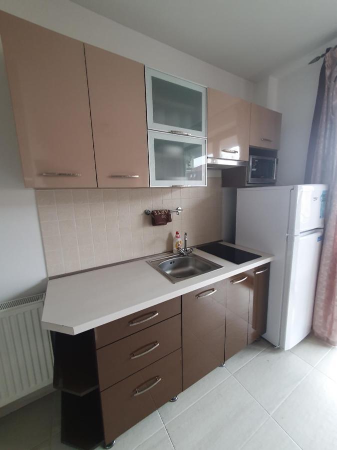 Krisi Apartman Hajdúszoboszló Εξωτερικό φωτογραφία