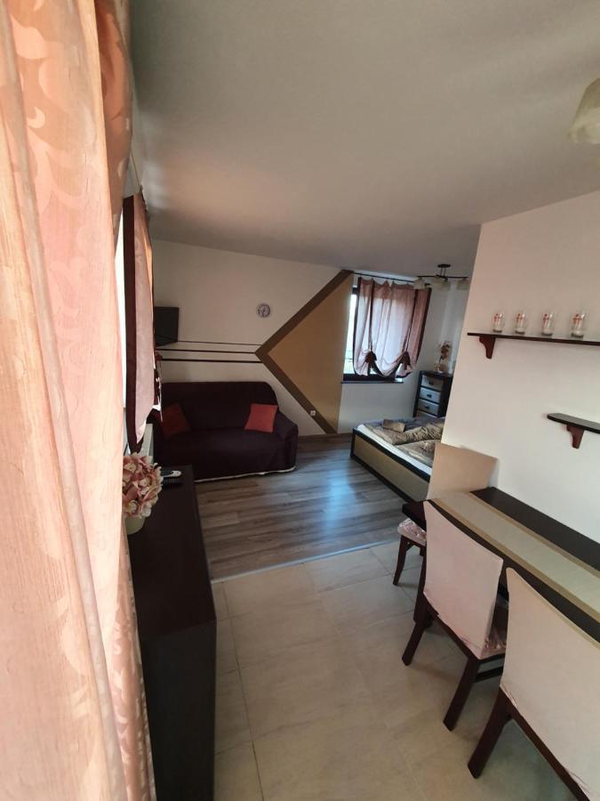 Krisi Apartman Hajdúszoboszló Εξωτερικό φωτογραφία